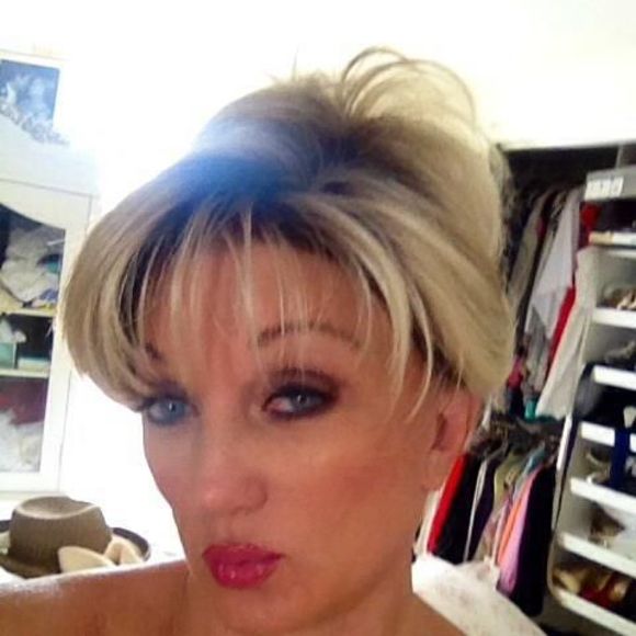 Meet your Posher, Cindy - Picture 1 of 1